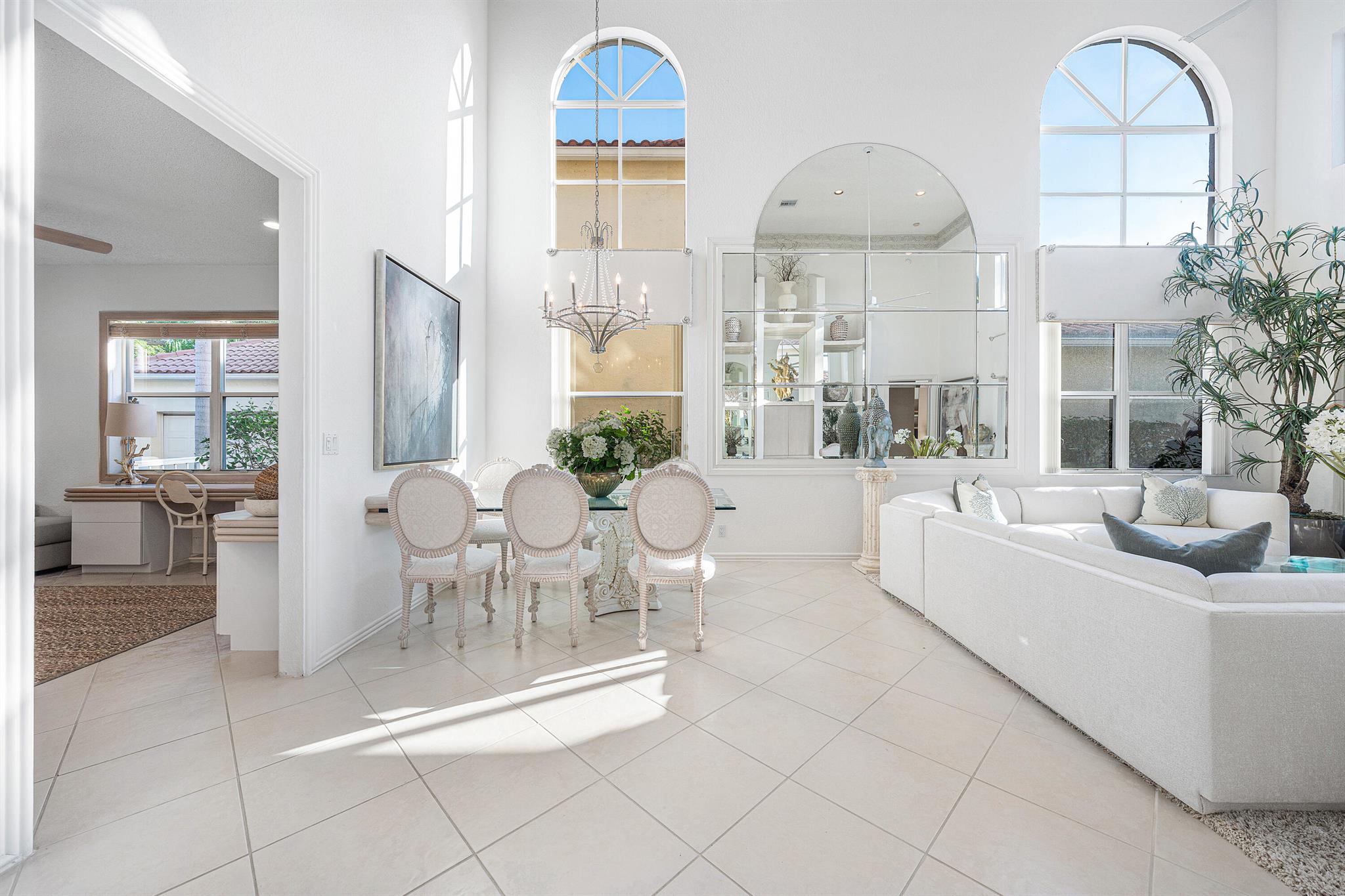 KNIGHTSBRIDGE / POLO CLUB - Residential