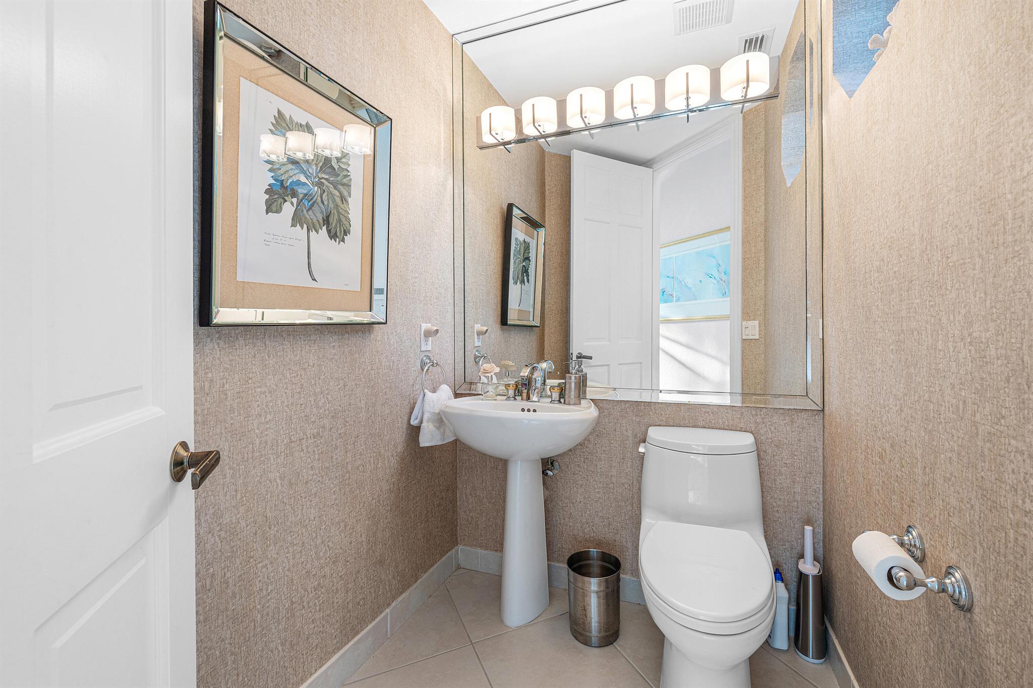 KNIGHTSBRIDGE / POLO CLUB - Residential