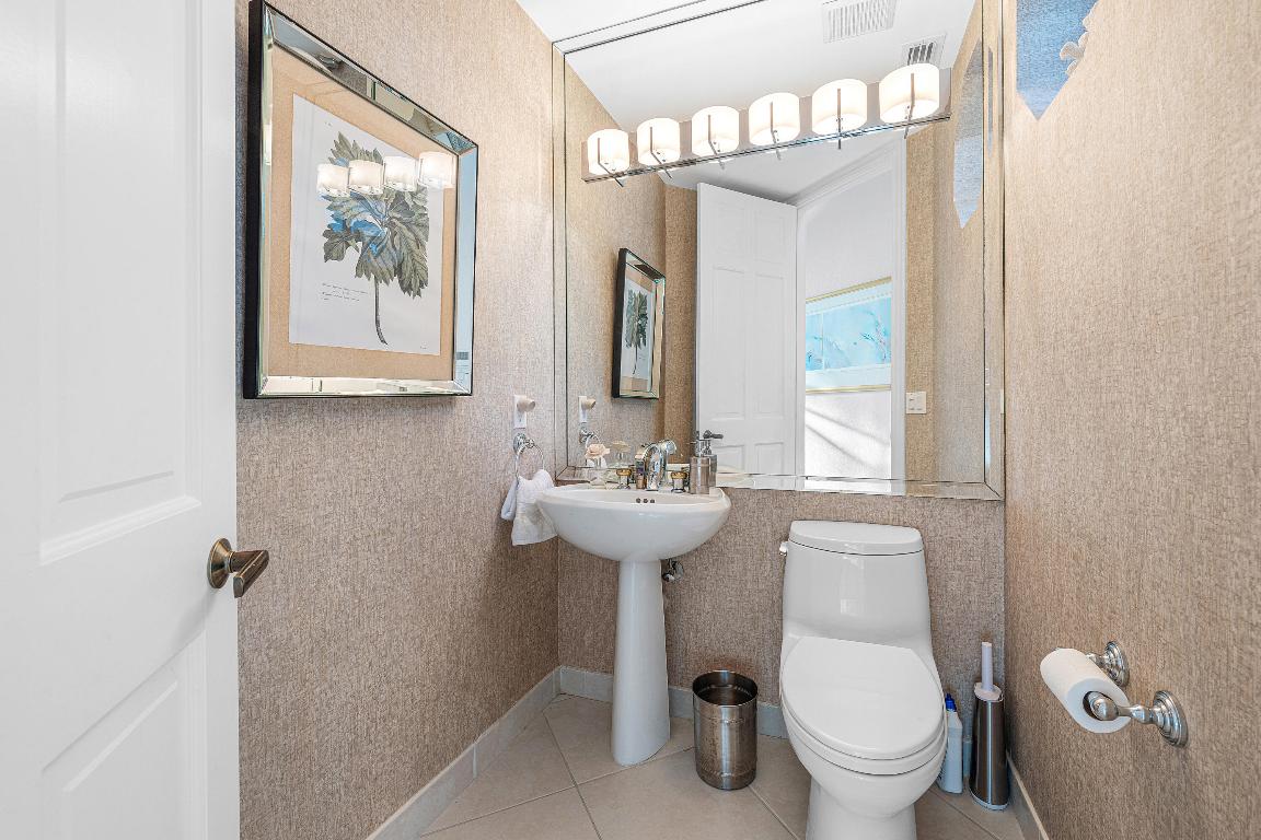 KNIGHTSBRIDGE / POLO CLUB - Residential