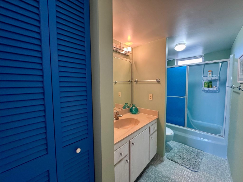 Village Royal on Green - Residential Lease