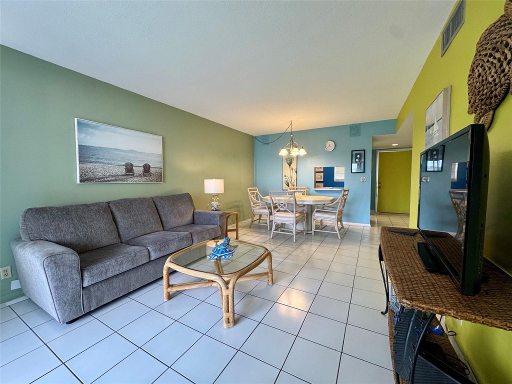 Village Royal on Green - Residential Lease