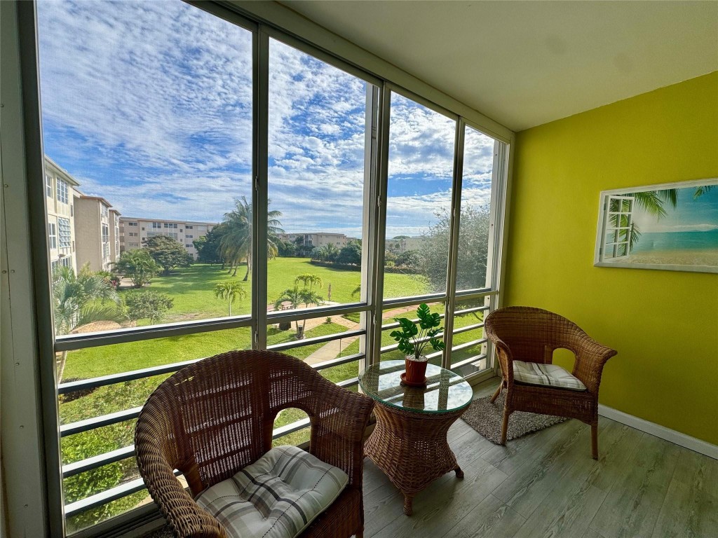 Village Royal on Green - Residential Lease