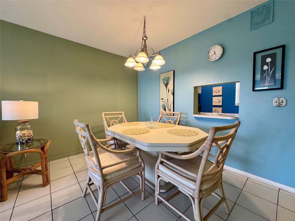 Village Royal on Green - Residential Lease