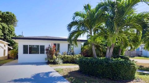 A home in Lake Worth Beach