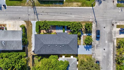 A home in Lake Worth Beach