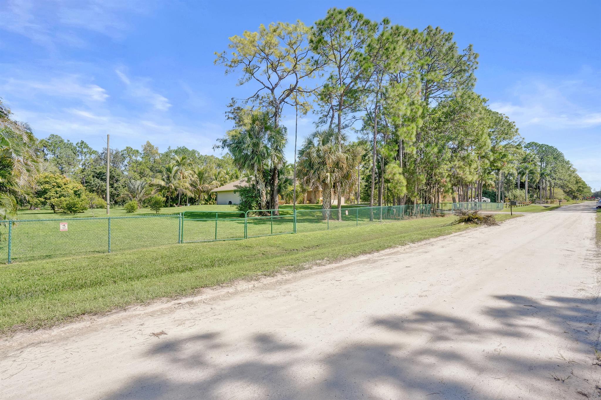 Acreage - Residential