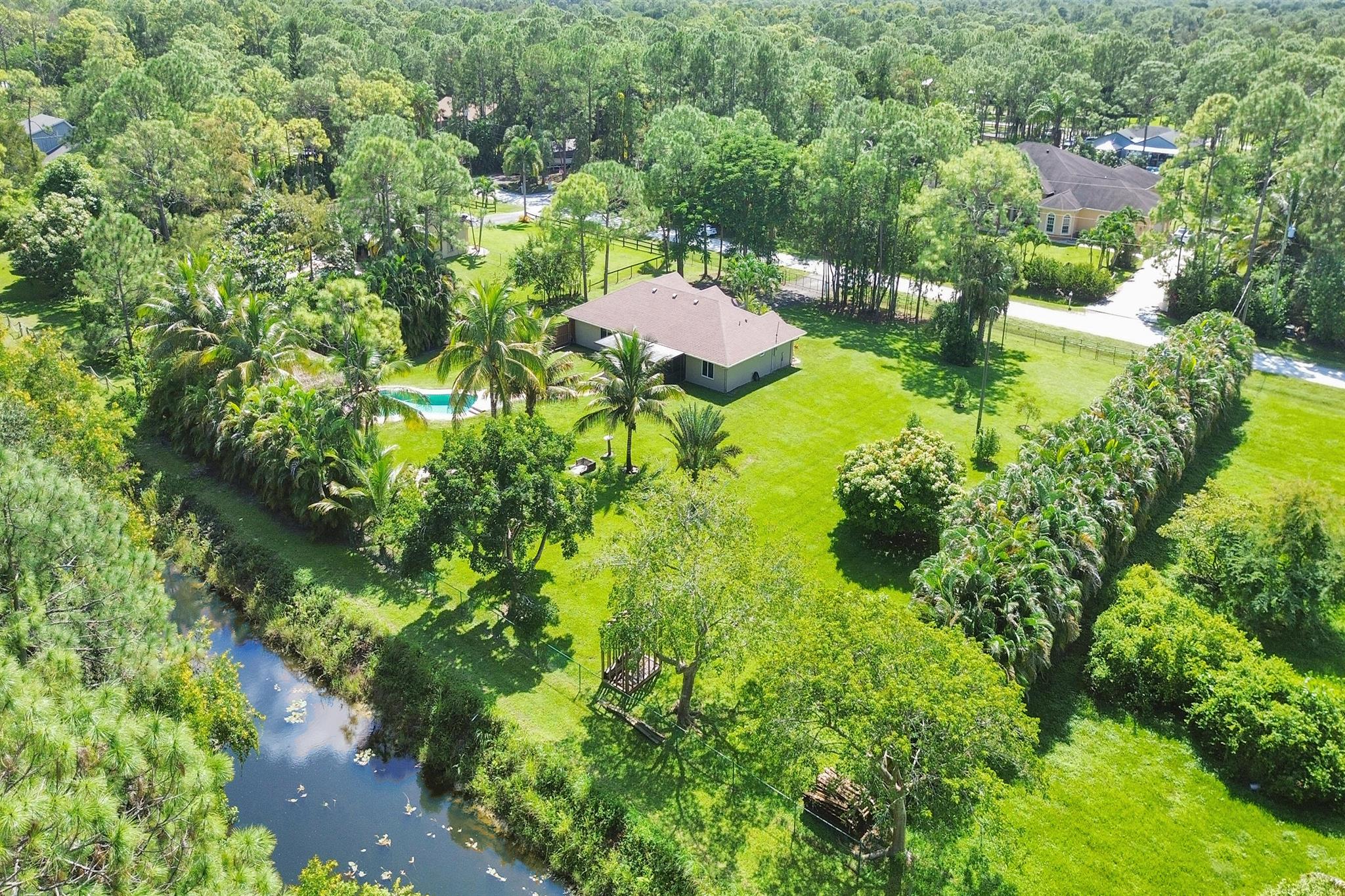 View photos, virtual tours, details... 16363 71st Ln N
