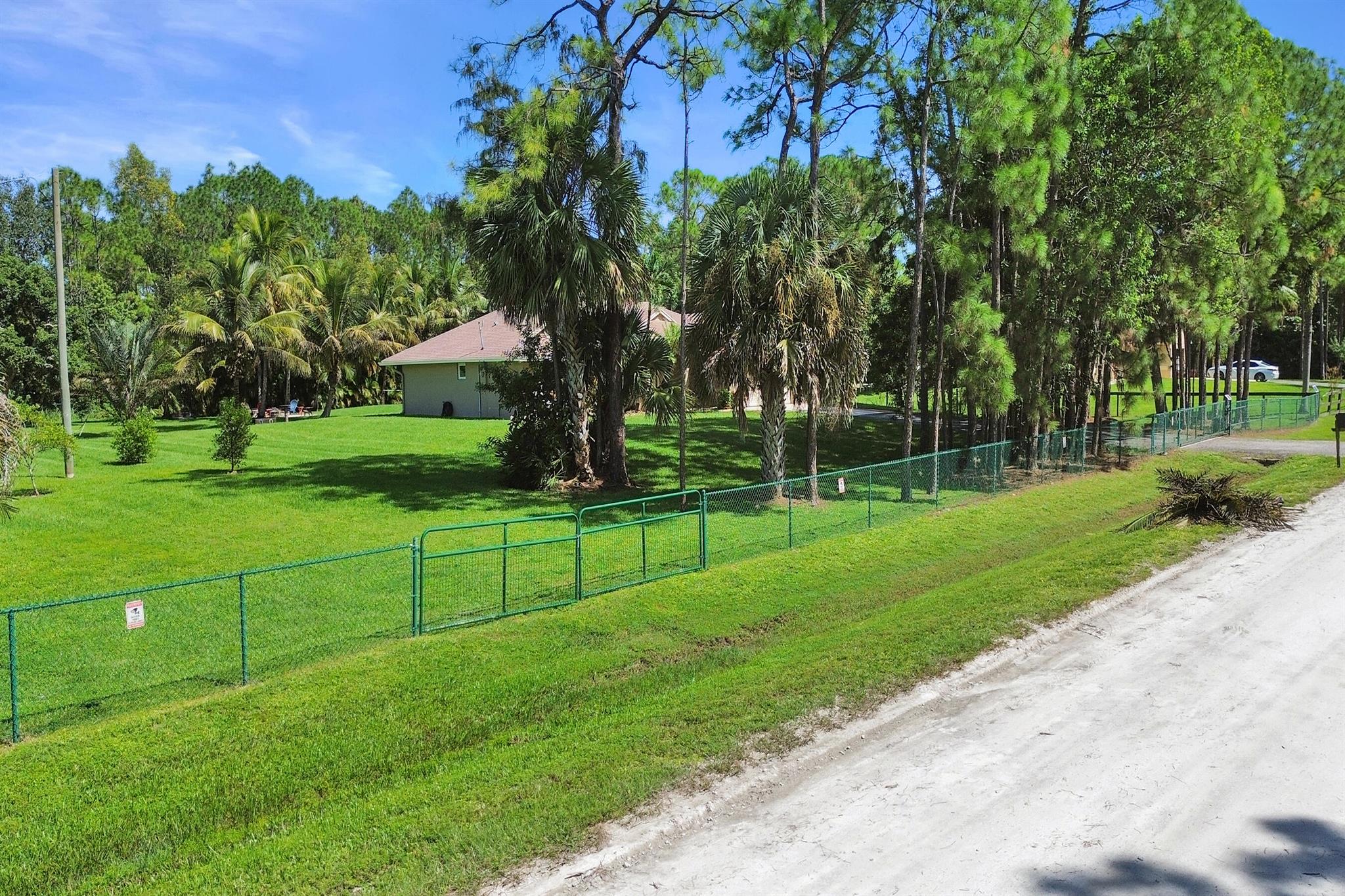 View photos, virtual tours, details... 16363 71st Ln N