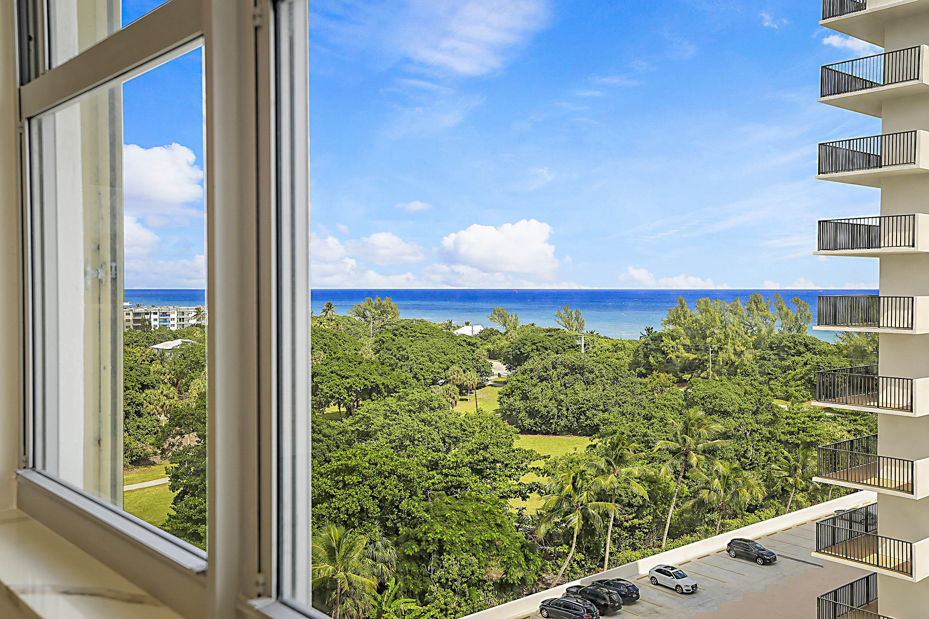 BOCA TOWERS CONDO - Residential