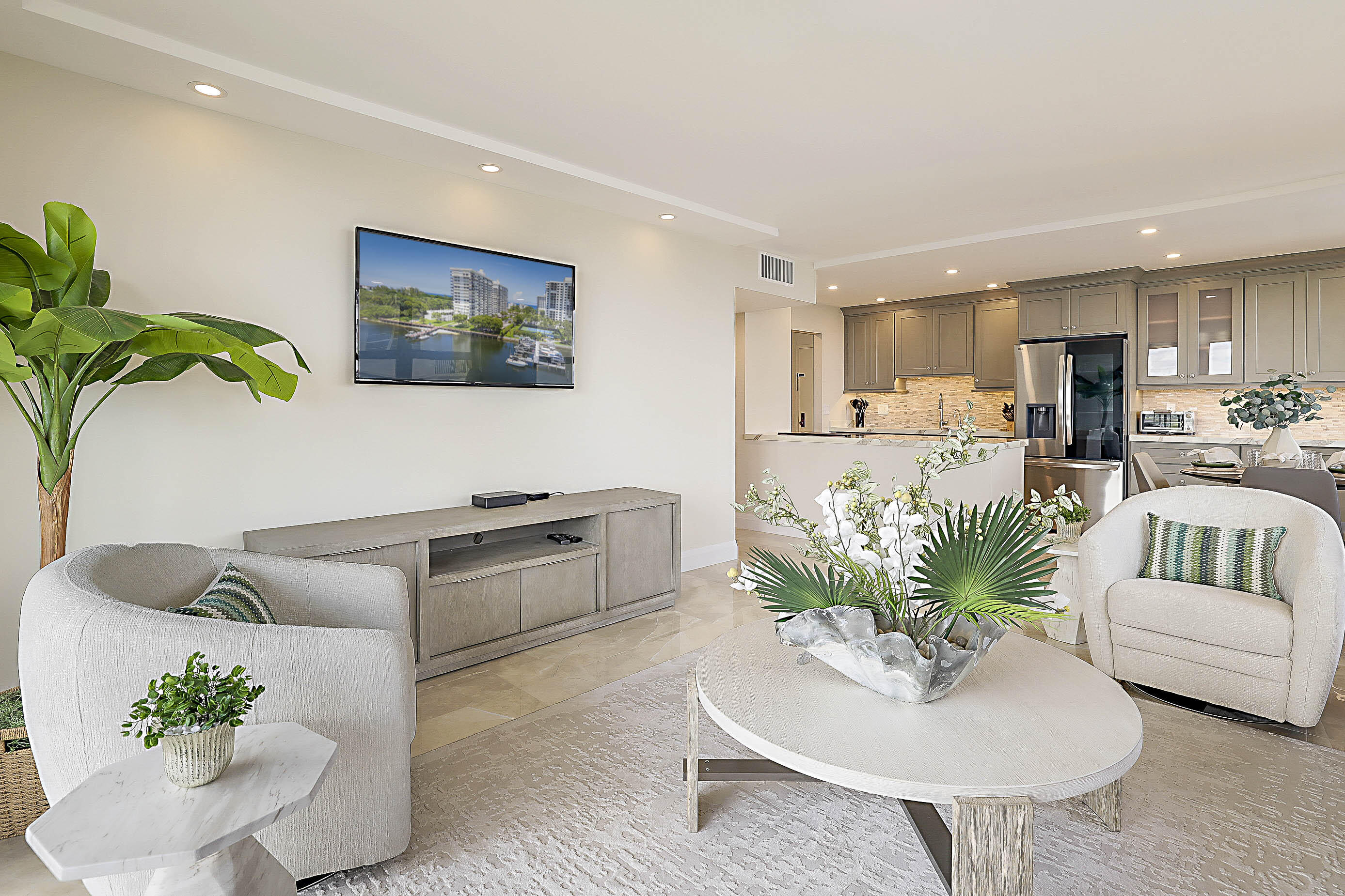 BOCA TOWERS CONDO - Residential