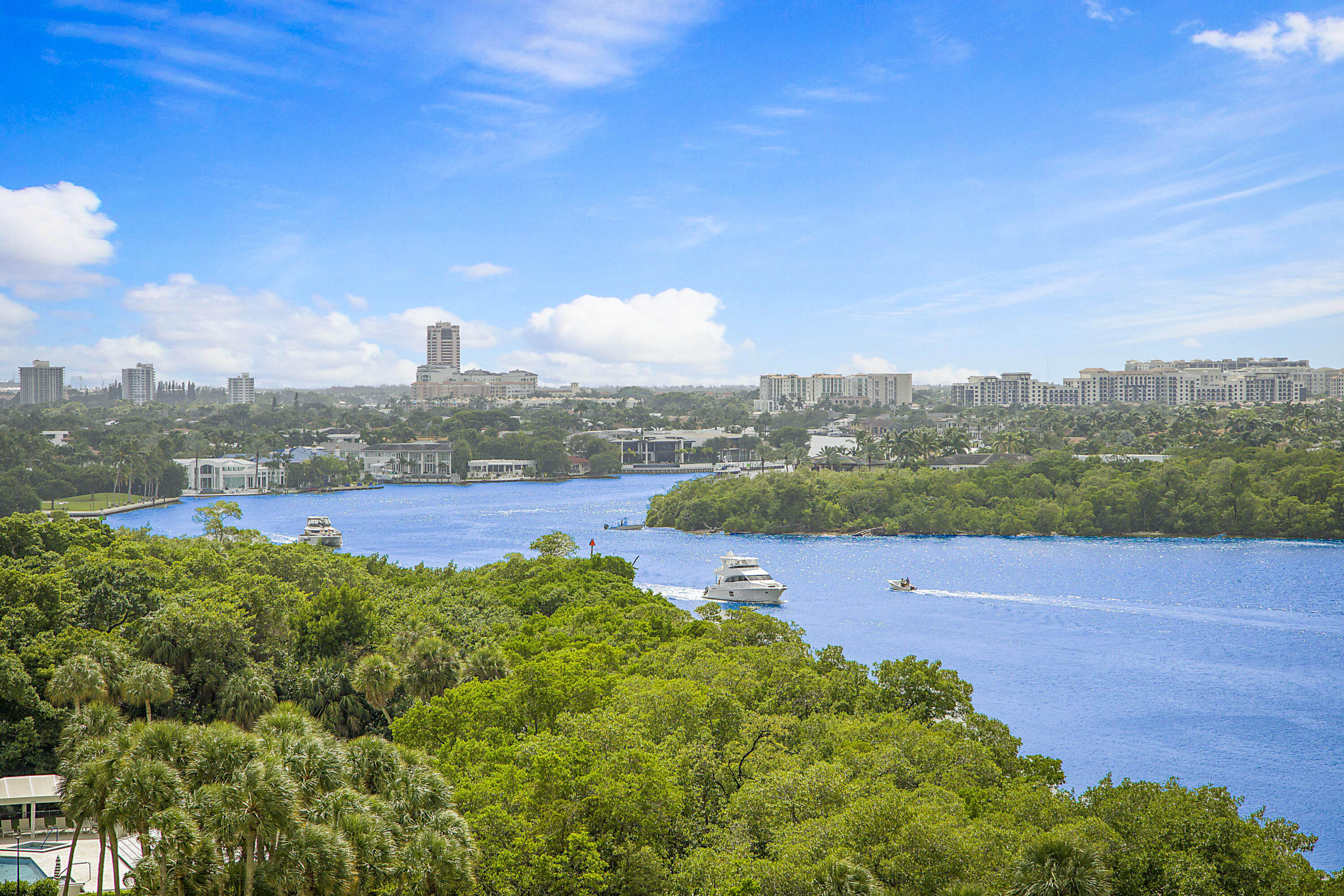 BOCA TOWERS CONDO - Residential