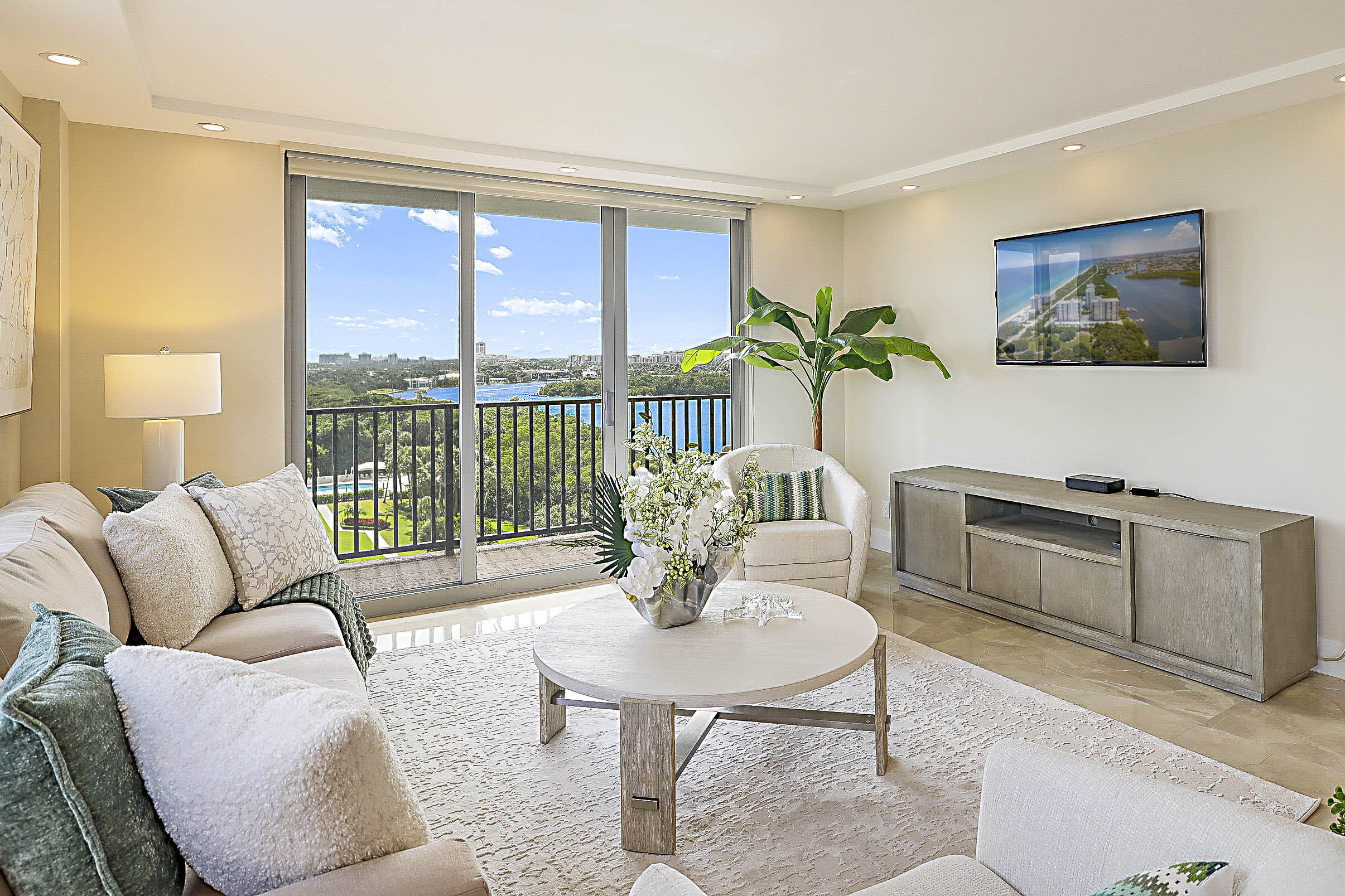 2121 N Ocean Boulevard 1101w