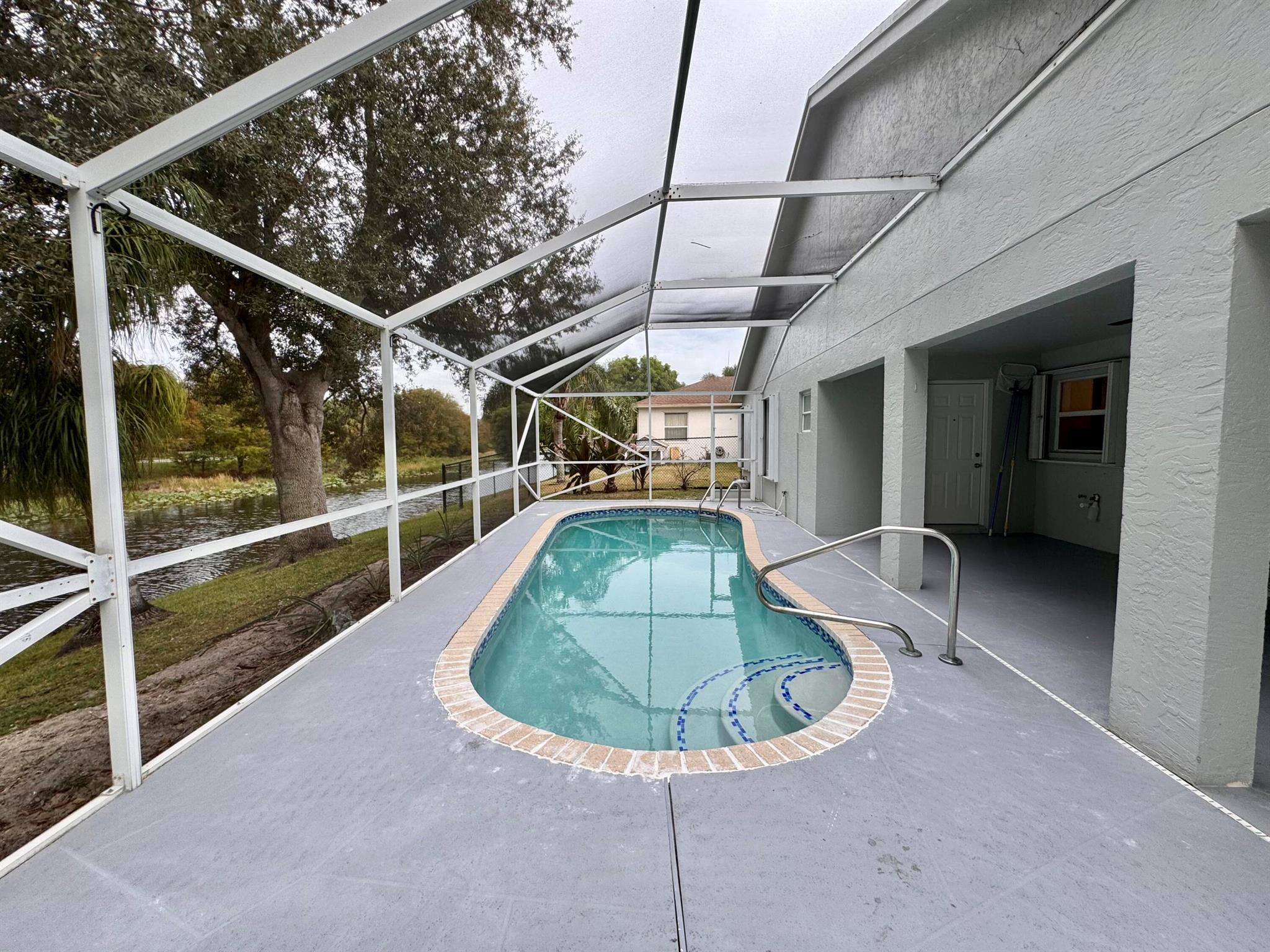 OLIVE TREE PAR 6B - Residential Lease
