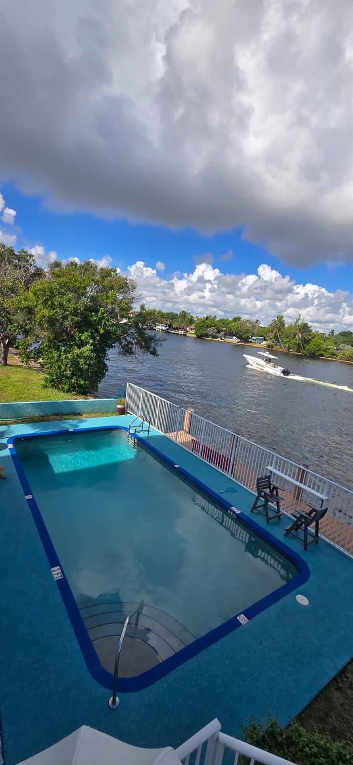 Riverside 105 Condo - Residential Lease