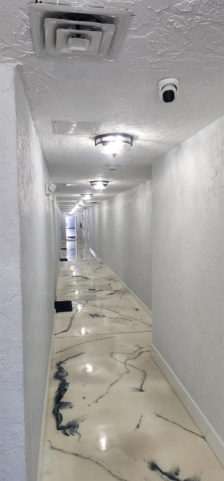 Riverside 105 Condo - Residential Lease