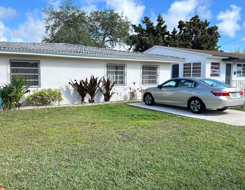 11201 NE 3rd Avenue Miami FL 33161