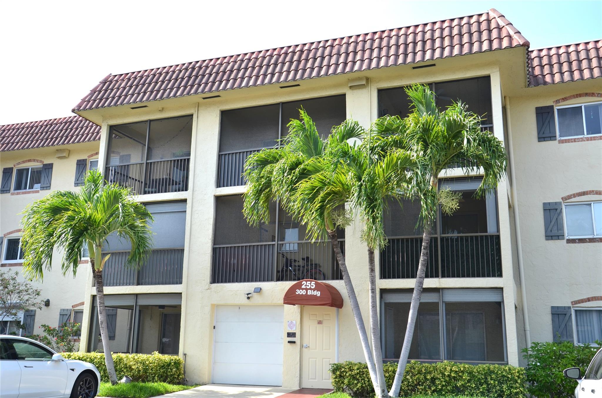255 S Cypress Rd 342