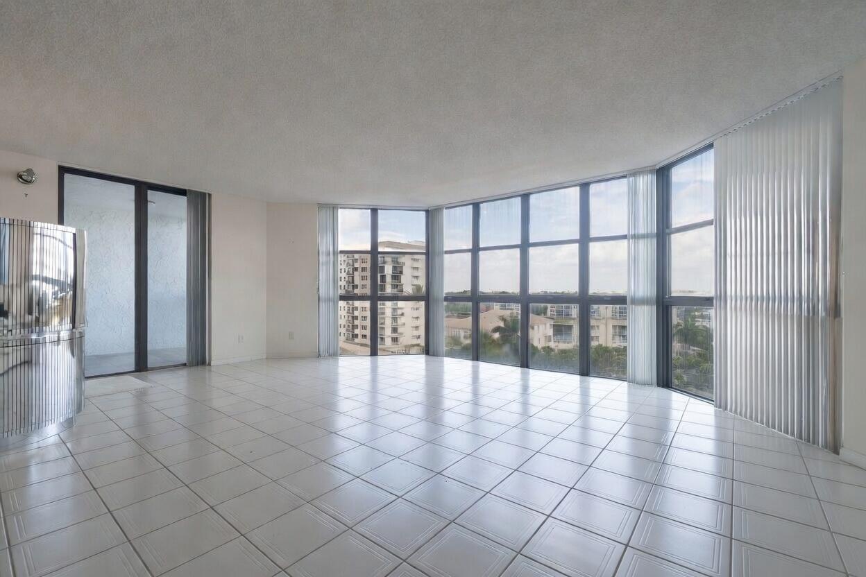 HILLSBORO OCEAN CLUB CONDO - Residential