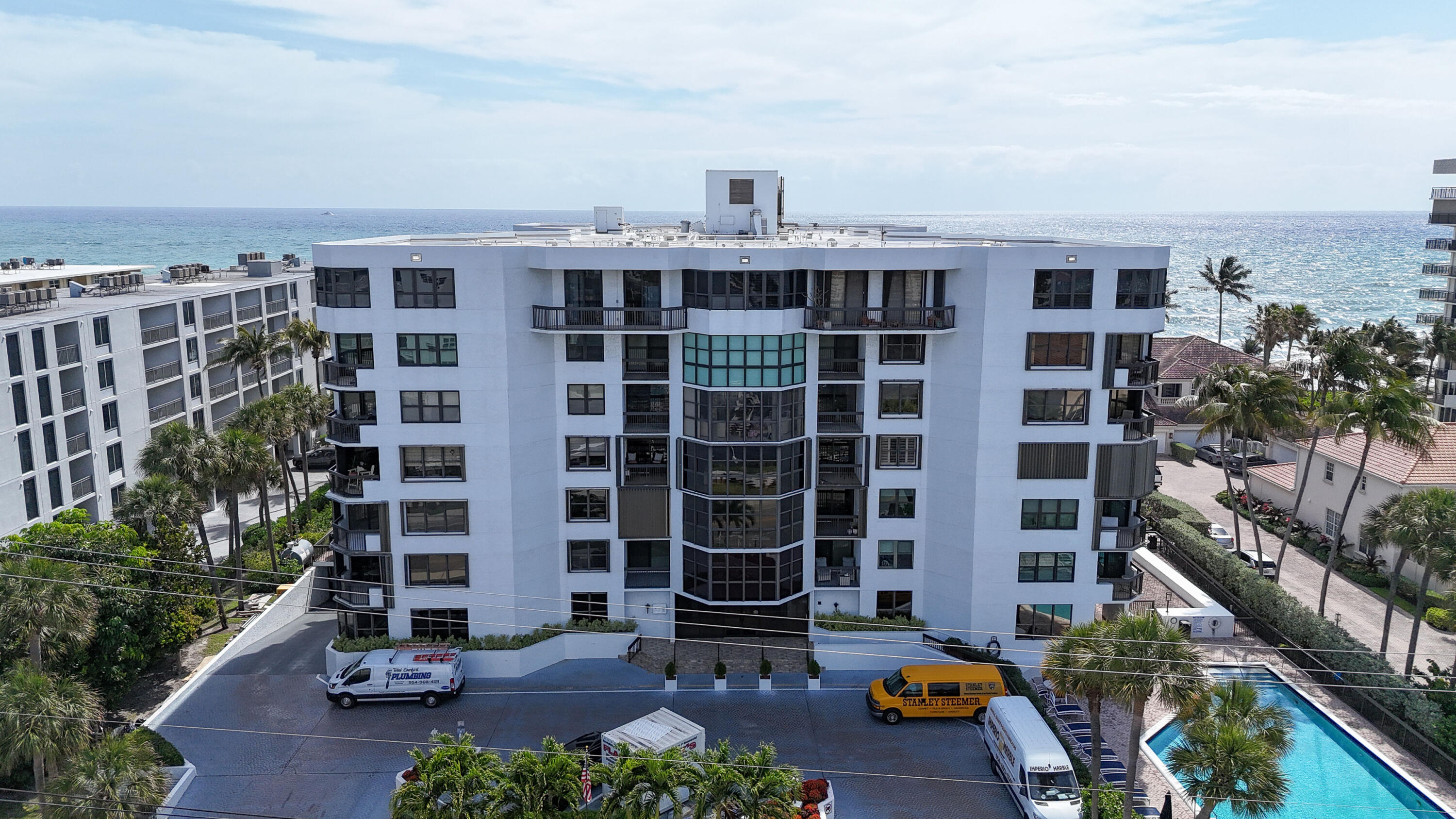 1155 Hillsboro Mile 502