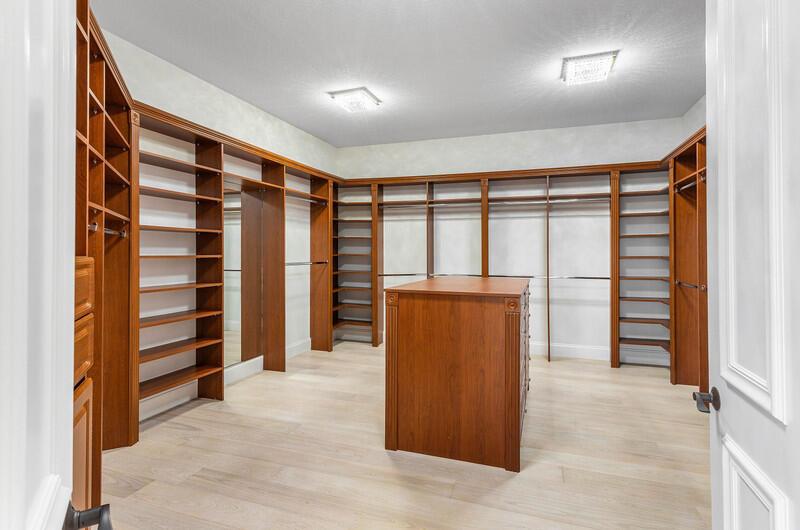 FOX HILL ESTATES OF BOCA - Residential