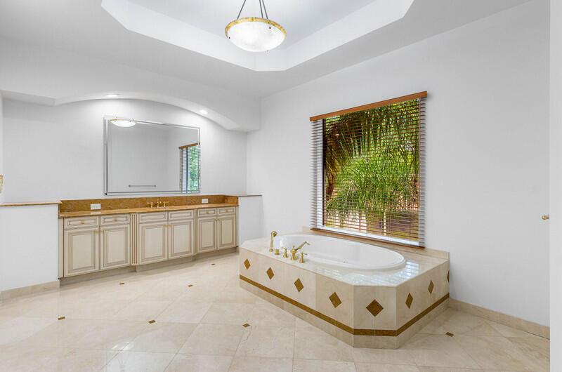 FOX HILL ESTATES OF BOCA - Residential