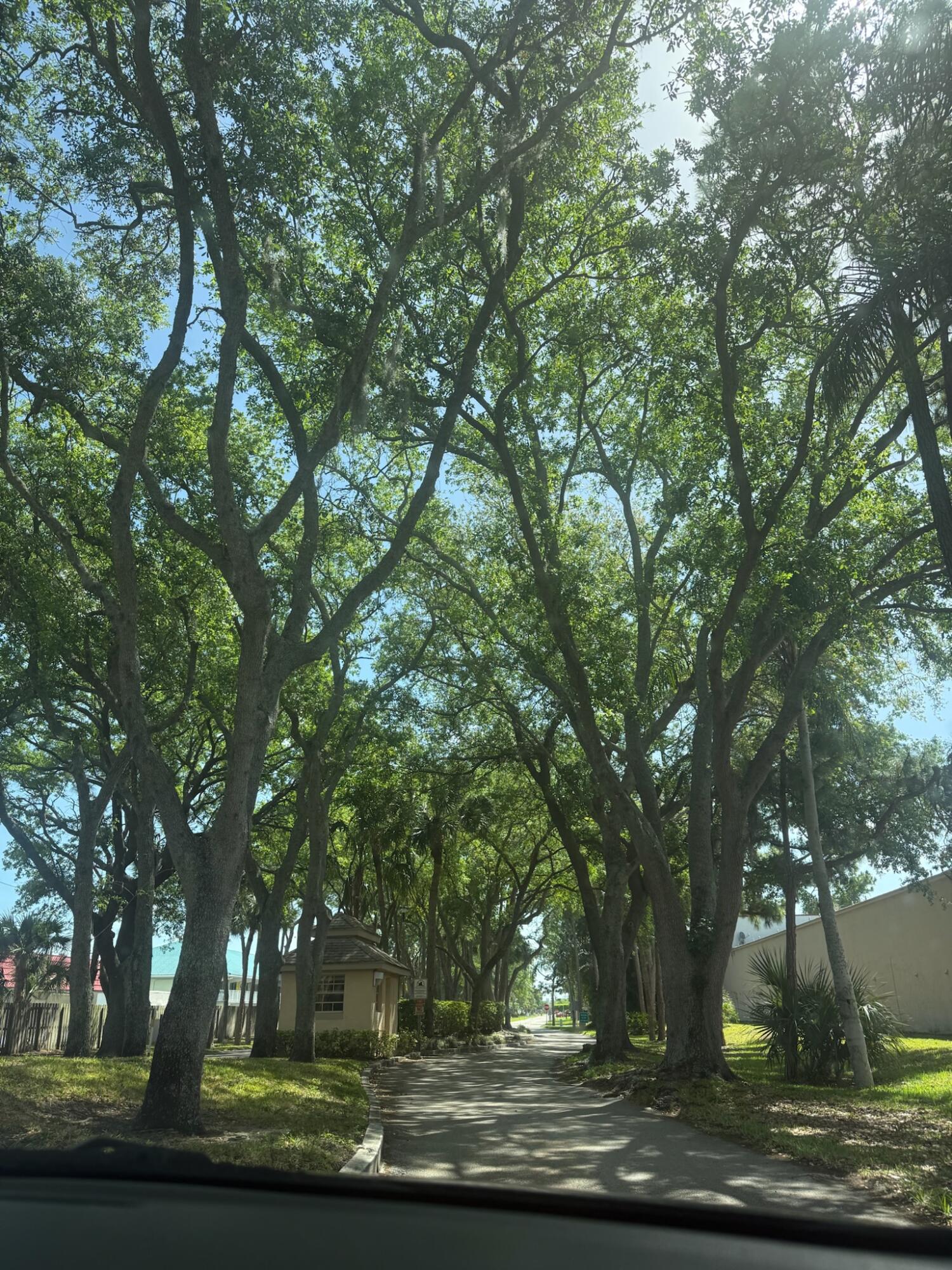 SAVANNAH'S CONDOMINIUM SECTION 1 PHASE 1-H - Residential