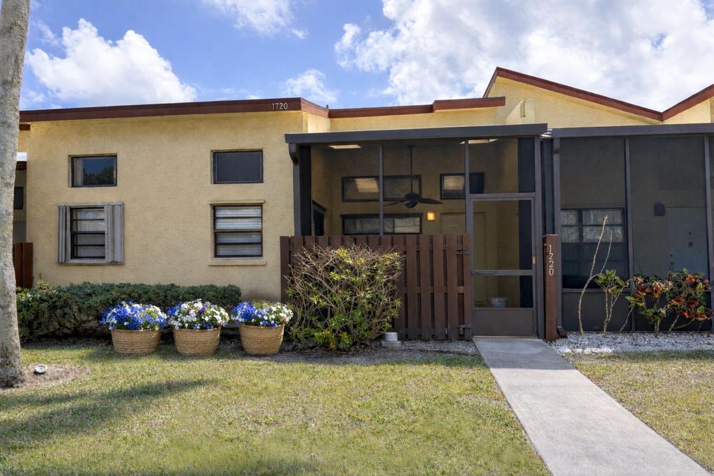 Photo of 1720 W Sanderling Lane #Unit 3, Fort Pierce, FL 34982 (MLS # B26014150)