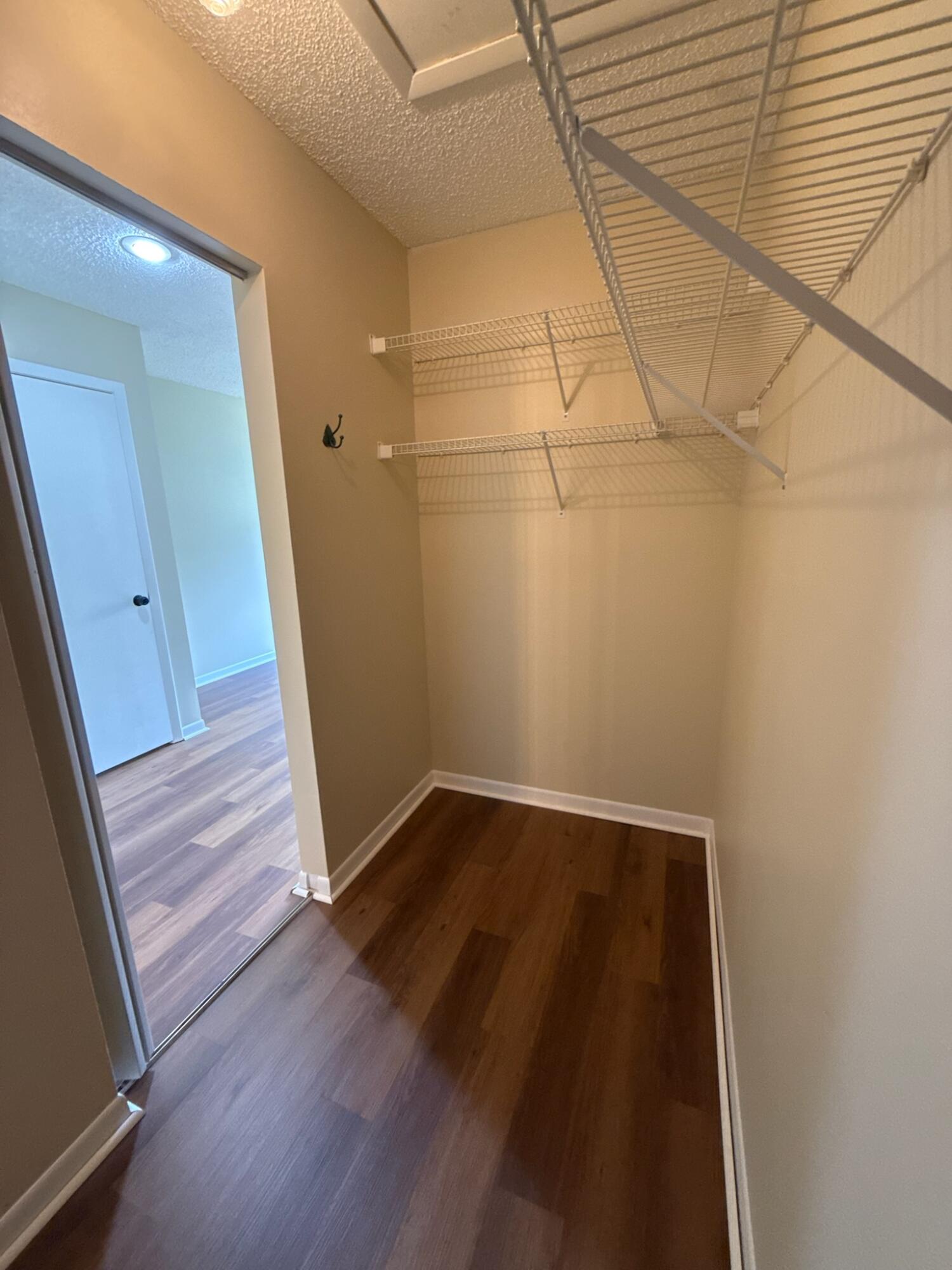 SAVANNAH'S CONDOMINIUM SECTION 1 PHASE 1-H - Residential