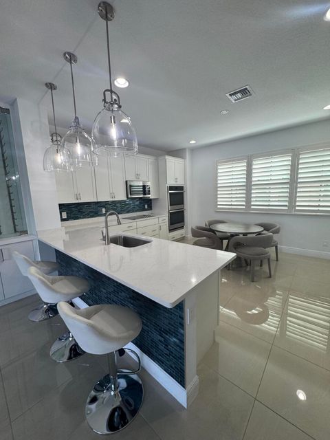 613 Windward Circle N Boynton Beach FL 33435