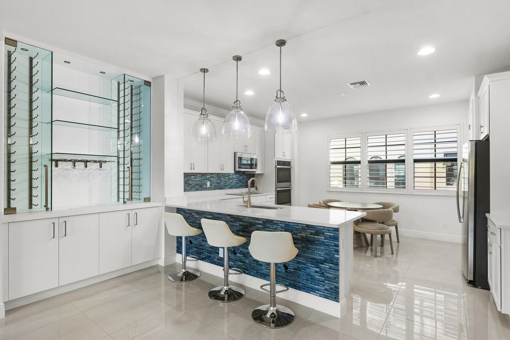 Photo of 613 Windward Circle N, Boynton Beach, FL 33435 (MLS # R11167197)