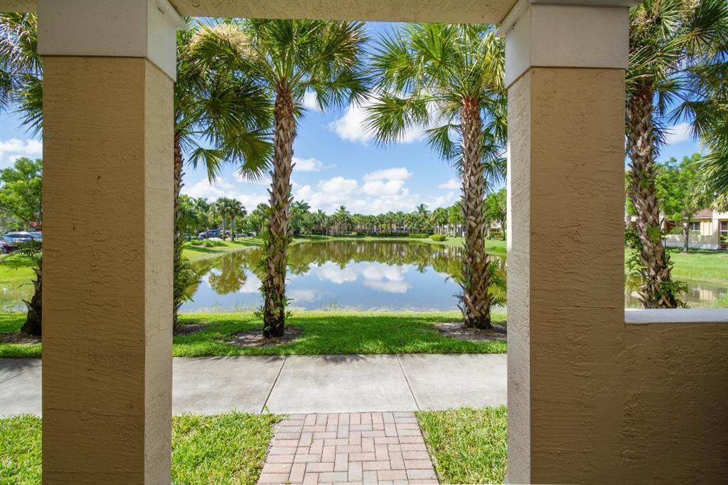 Rare opportunity to own a direct lake view from this pristine & spacious 3 bedrm, 2 & half bath town home at Paloma Lakes, a private gated community in an excellent school district. Large kitchen w/stainless steel appliances, opens to living & dining areas. Plenty of storage w/2 pantries plus a utility closet. Upstairs features a large master bedroom with its own private balcony with beautiful views of the lake, his/hers walk-in closets, vaulted ceilings, a large bathroom w/Roman tub, shower and his and hers sinks. An ample foyer upstairs w/ 2 bedrooms & laundry room. The 2 car garage is behind the home a characteristic of Lennar Builders. Built in 2013, this unit is walking distance to Monarch H.S. & just steps away from The Promenade, a premier open-air dining and shopping experience