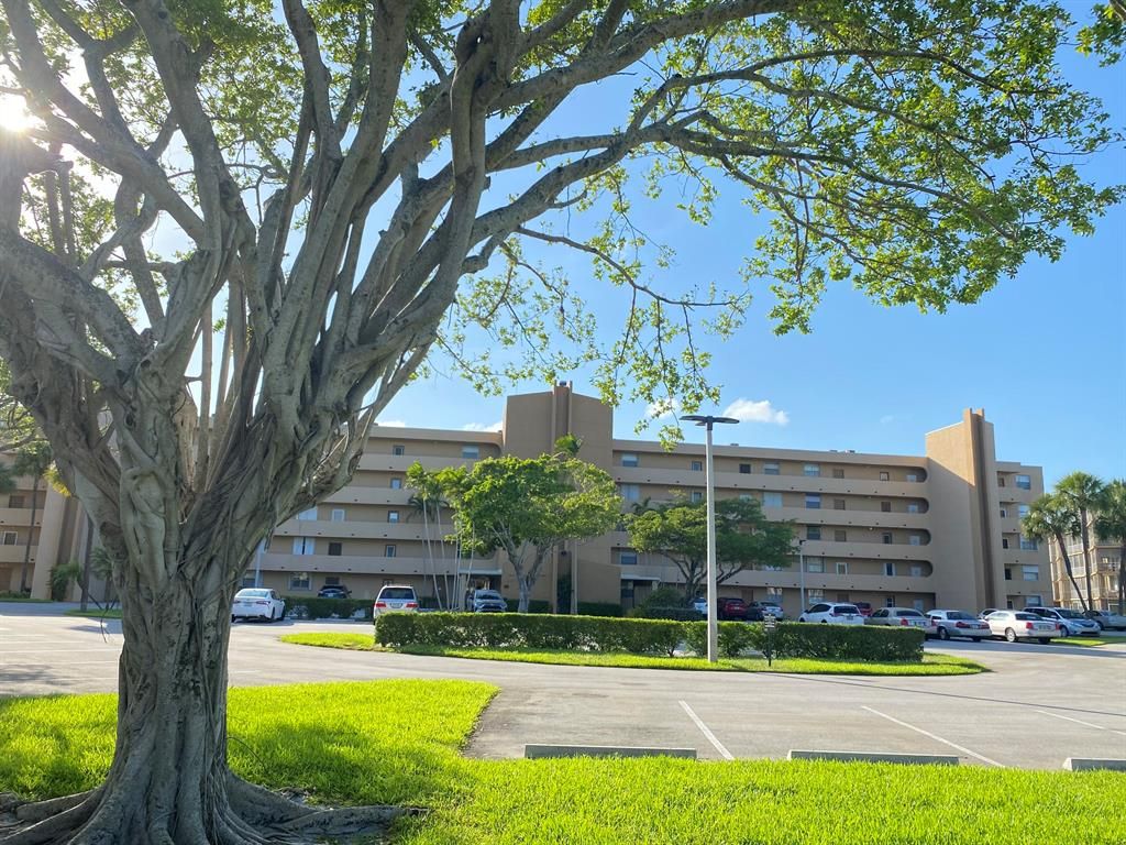 Photo of 5201 NW 2nd Avenue #2110, Boca Raton, FL 33487 (MLS # R10718729)