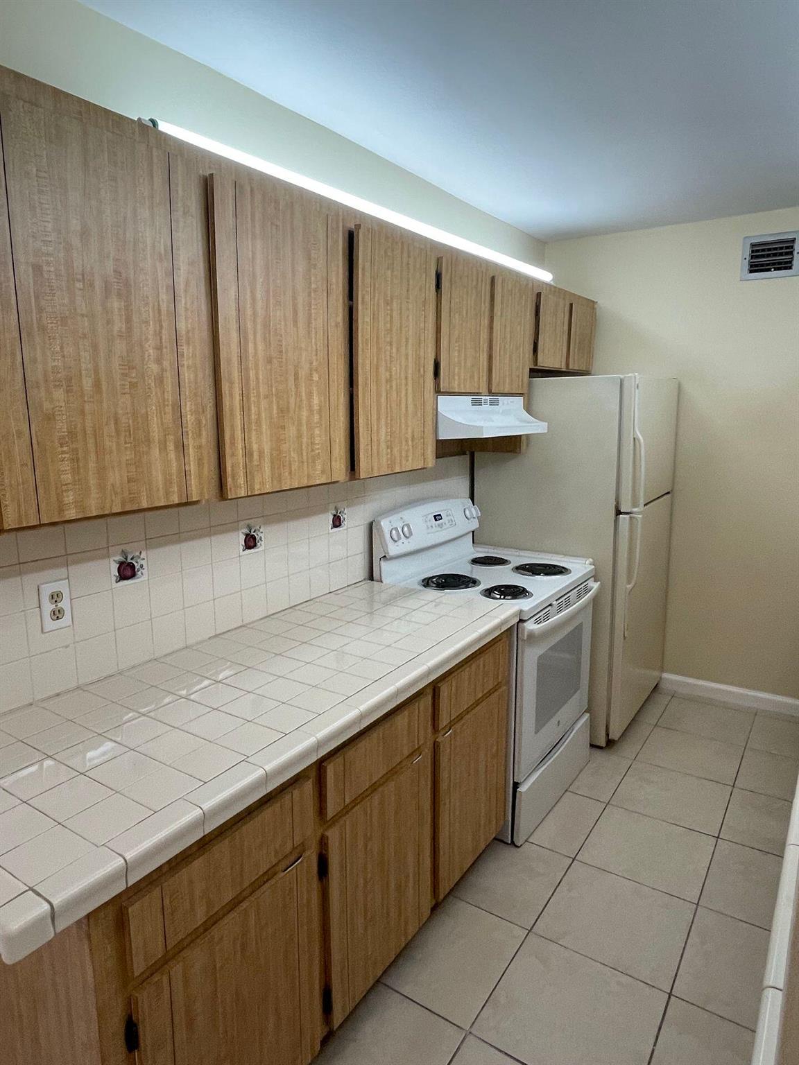 Palm Villas & Condos - Residential Lease
