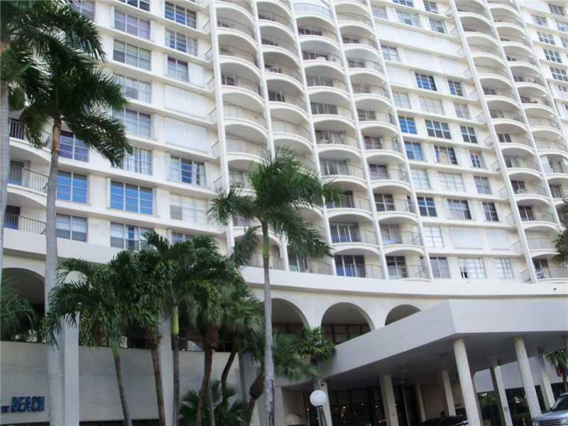 HALLMARK OF HOLLYWOOD - Residential