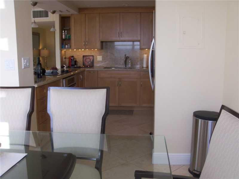 HALLMARK OF HOLLYWOOD - Residential