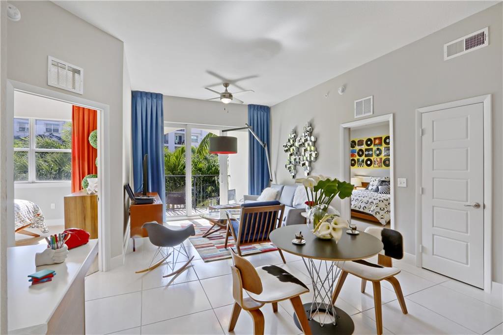 AMLI Sawgrass Village - Residential Lease