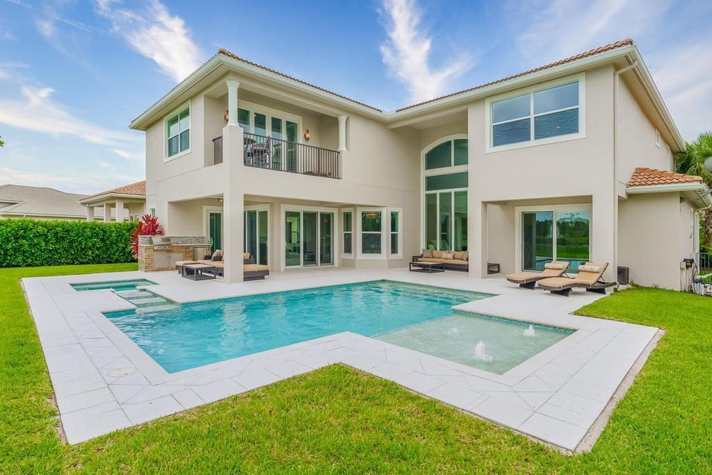 Photo of 198 Sonata Drive, Jupiter, FL 33478 (MLS # R11016802)