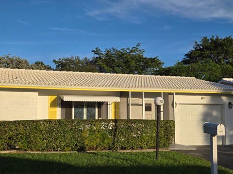 Photo of 1320 NW 82nd Avenue, Plantation, FL 33322 (MLS # B26009424)