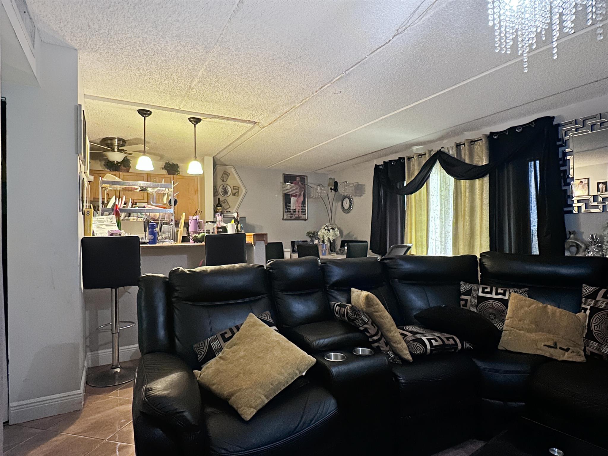 MEADOWS ON THE GREEN COND - Residential