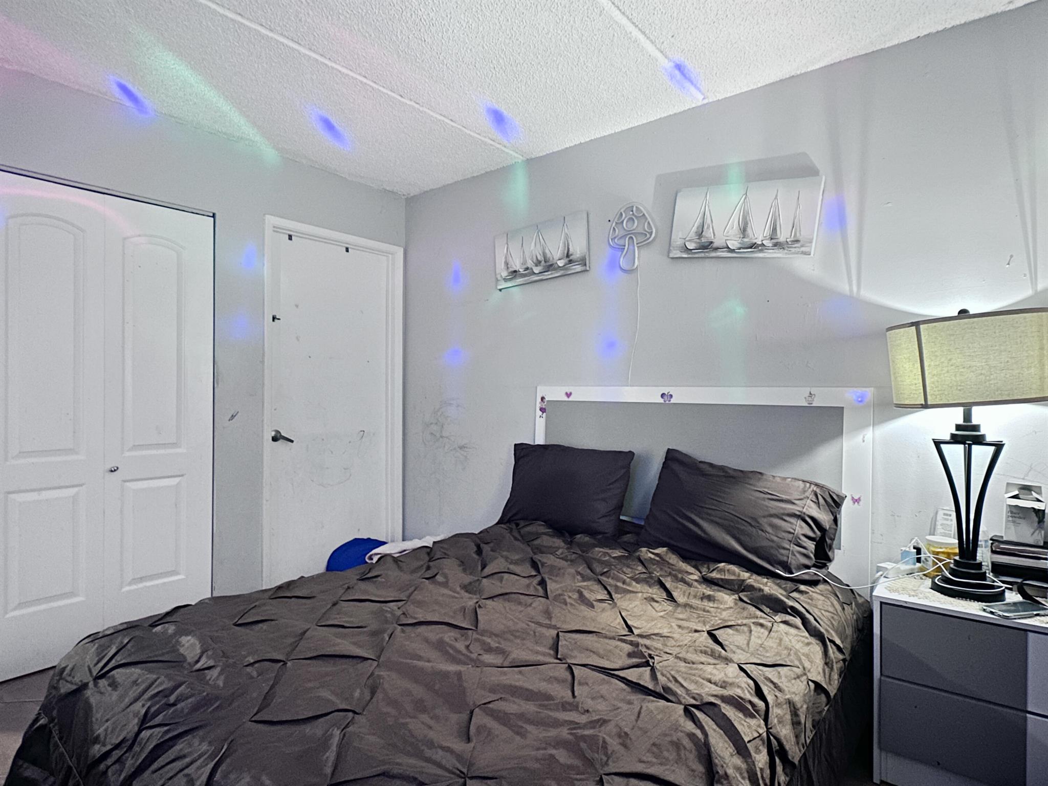 MEADOWS ON THE GREEN COND - Residential