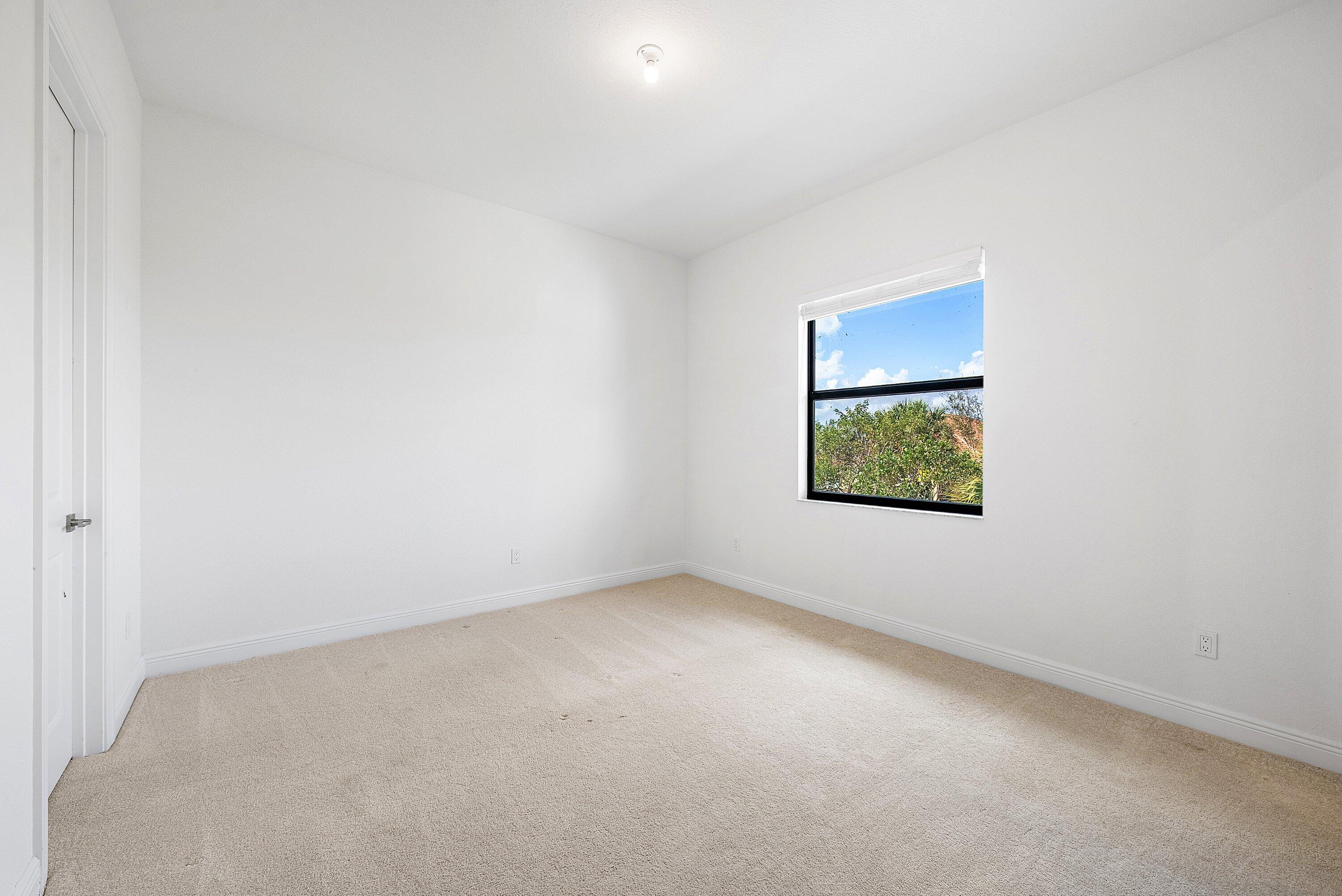 PARKLAND BAY - Residential