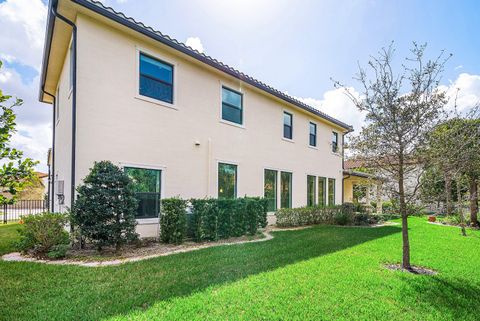 Tiny photo for 12035 N Baypoint Circle, Parkland, FL 33076 (MLS # B26000521)