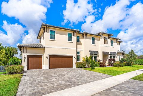 Tiny photo for 12035 N Baypoint Circle, Parkland, FL 33076 (MLS # B26000521)