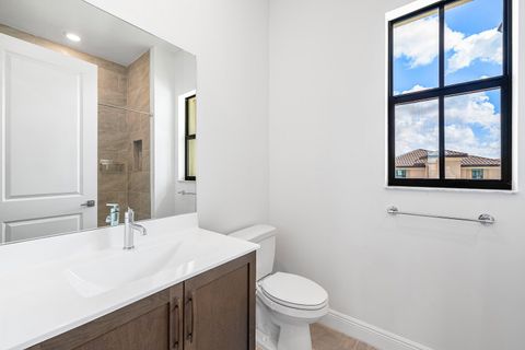 Tiny photo for 12035 N Baypoint Circle, Parkland, FL 33076 (MLS # B26000521)