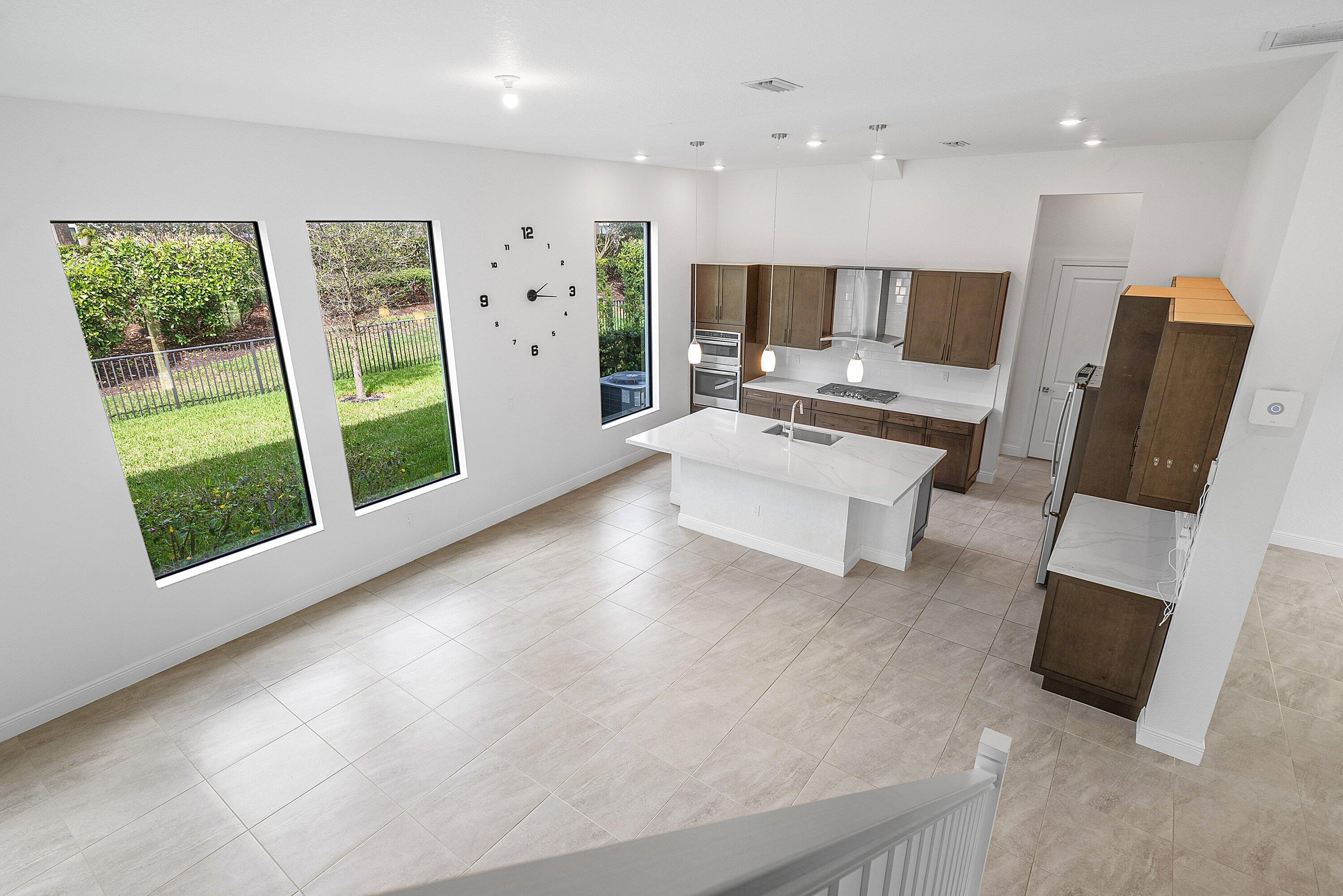 PARKLAND BAY - Residential