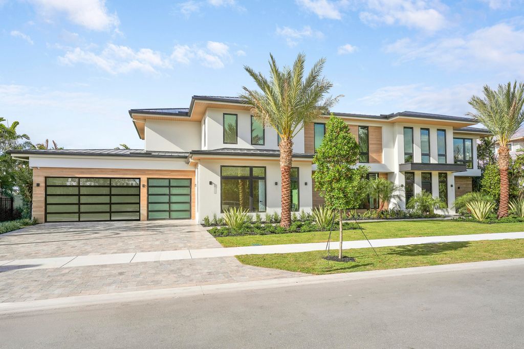 Photo of 11340 Polo Park Trail, Wellington, FL 33414 (MLS # R11163019)