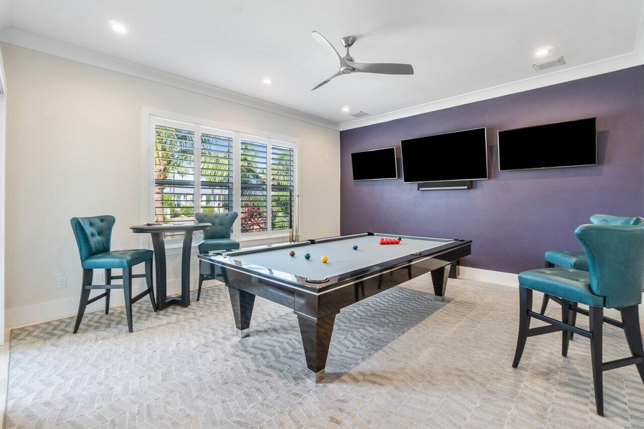 TROPIC ISLE - Residential