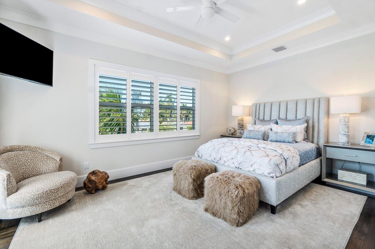 TROPIC ISLE - Residential