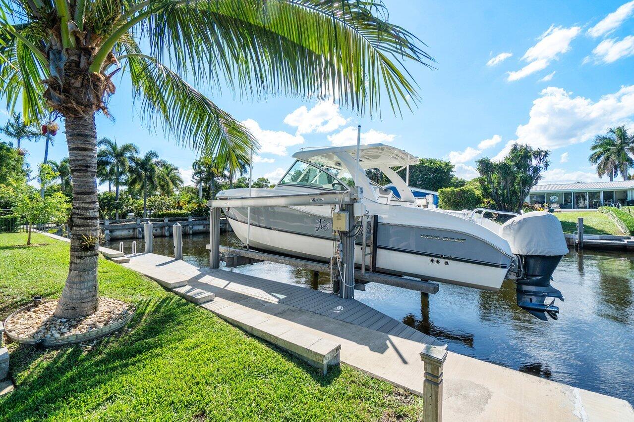 TROPIC ISLE - Residential