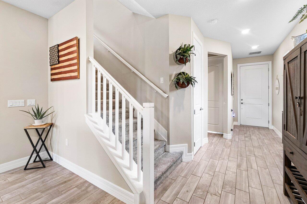Properties 4819 Chantilly Road